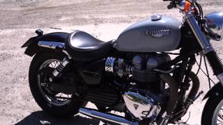 Triumph Bonneville America 2006 - thruxton tank, sportster mufflers