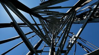 Climbing a 1000ft TV Tower