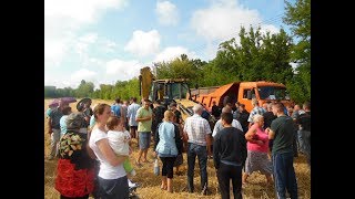 Акценти  Мешканці Сабарова прогнозують провокації від молодиків, що прийшли з ключками, капами і бит