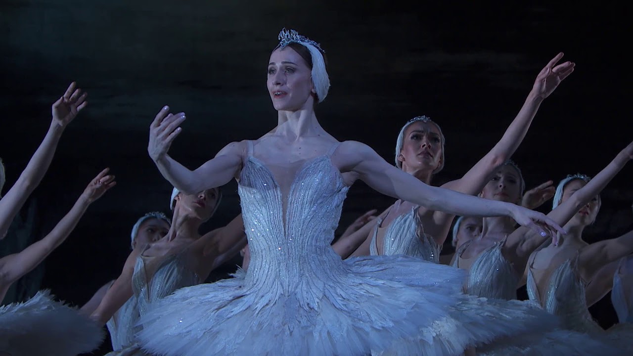 Tchaikovsky Swan Lake The Royal Ballet Youtube