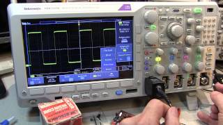 #146: 10X Probe Compensation on a Tektronix MDO3000 Oscilloscope