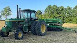 Planting Soybeans With Our Brand New John Deere 1590 Drill!