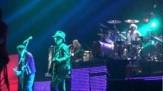 00012 November rain Part 1 Guns n Roses - Sydney 12/03/2013