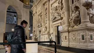 WOW ! Special AMAZING MOMENTS IN THE HOLY HOUSE OF JESUS, MARY AND SAINT JOSEPH In Loreto, Italy