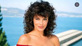Try Not to Gag When You See Kelly LeBrock TOPLESS Photos