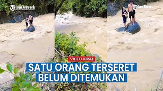 Arus Sungai Deras, 4 Orang Wisatawan Terjebak di Tengah Sungai Hanya Berdiri di Atas Batu