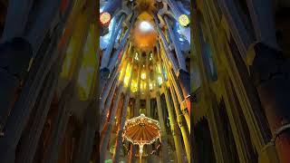 Sagrada Familia: En djupdykning i Gaudís vision Barcelona