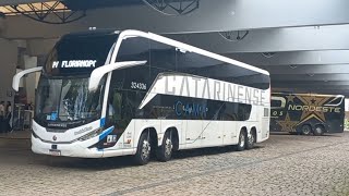 Movimento De Ônibus Na Rodoviária De Joinville Com Vários Carros Com Atraso Nos Horários