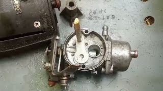 Yamaha 2 HP outboard engine carburetor cleaning