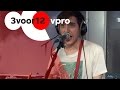 Ezra Furman & His Boyfriends - Walk On In Darkness Live bij 3voor12 Radio