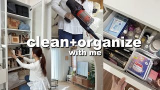 clean \u0026 organize🧹จัดระเบียบตู้เก็บของ,ทำความสะอาดบ้านรกๆให้น่าอยู่ | Holidear