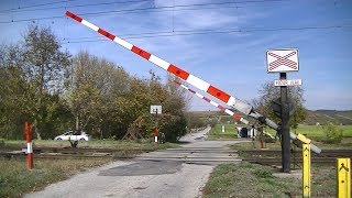 Spoorwegovergang Mužla (SK) // Railroad crossing // Železničné priecestie