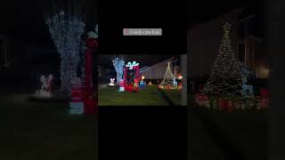 It’s the first day of vlogmas! #vlogmas2024 #djiosmopocket3#contentcreator #christmaslights