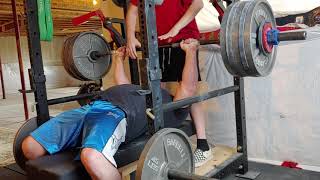 Matt Cussins 510lb Raw Bench Press with a pause.