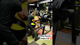 200kg squats 2reps💪🐘❤️. #workout #viral