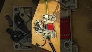 Inside an MCB (Circuit breaker) tripping in Slow Motion