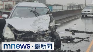 【獨家】過彎失控衝撞對向　三車連撞駕駛身亡｜#鏡新聞