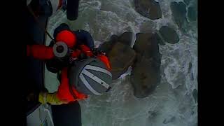 Coast Guard rescues couple stranded on rocks at Ecola State Park