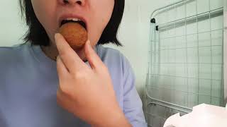 BHC 치즈볼 먹방