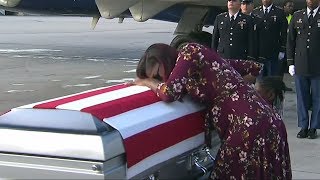 "Er kannte das Risiko": Witwe eines US-Soldaten bricht nach Trump-Anruf zusammen