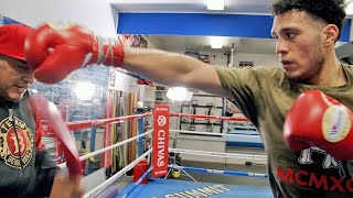 DAVID BENAVIDEZ THROWING BRUTAL POWER PUNCHES IN TRAINING - PUTTING CANElO NOTICE FOR FUTURE FIGHT