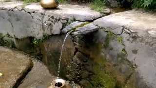 Pata - Pure water from the depth of the mountain  ( Garhwali Video )