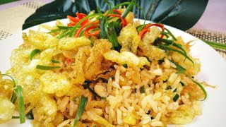 Crispy Egg Golden Fried Rice (Simple & Easy Recipe) / 蛋酥黄金炒饭 (简单食谱)