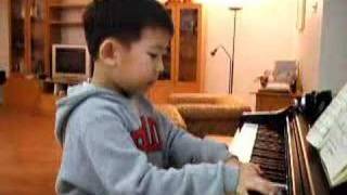 Hiro loves piano