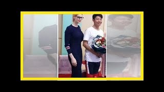 撒贝宁携妻子回母校，李白是真白，但合照也暴露小撒身高