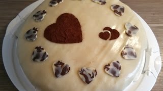 Marzipan - Haselnusstorte mit Kirschfüllung | Valentinstagtorte