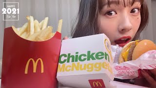 【マクドナルド】今年の抱負を語りながらマックを食べ切ります。【モッパン】