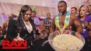The New Day's record-breaking celebration takes a chaotic turn: Raw, Dec. 12, 2016