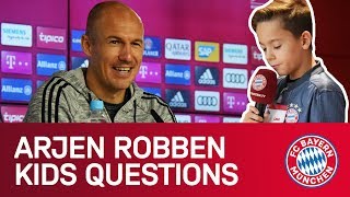 "Robbie? I'll convince the lads!" | Arjen Robben answers FC Bayern KidsClub Questions
