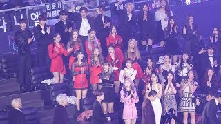 DAY6 축하해주는 TWICE StrayKids (JYP Family) 4K 직캠 by 비몽