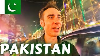 Hunting For the BEST PAKISTAN STREET FOOD (Karachi) 🇵🇰