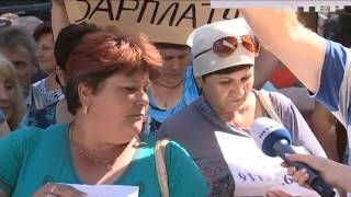 Под Кабмином митингуют николаевские судостроители