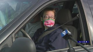 Free turkeys given out ahead of Thanksgiving