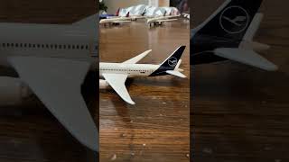 Short review of Daron Lufthansa Boeing 787 #shorts #coolaviationvideos