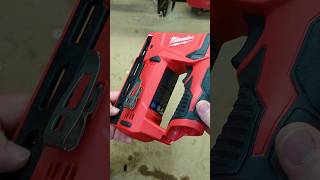 Setting up the Milwaukee M12 3/8in Crown Stapler