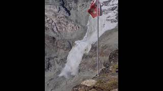 Gletscherabbruch am 1. August bei der Weisshornhütte