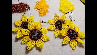 Aretes de girasoles en chaquiras