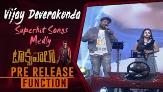 Vijay Deverakonda Superhit Songs Medly @ Taxiwaala Pre Release Event | Allu Arjun