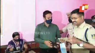 Families Of City Police Personnel Stich Masks For Police Force In Mangaluru