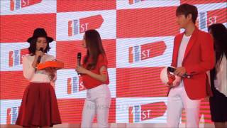 Lee Minho exchanges gift with Malaysian actress Emily Chan - Grand Launch of 11street in Malaysia