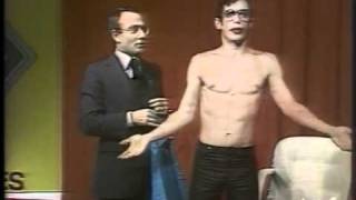 Iggy Pop VS Yves Mourousi (rock and roll french 70S tv news show) Lust for life