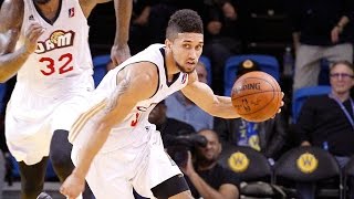 Askia Booker slashes through the lane for the dunk!