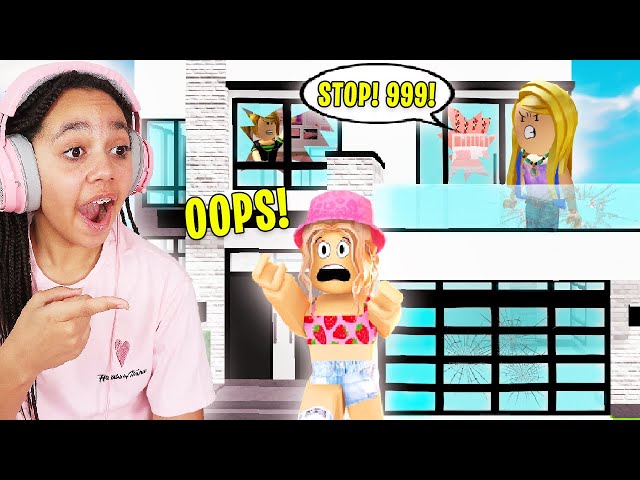 Breaking Into Peoples Houses In Bloxburg Roblox Videos For Kids