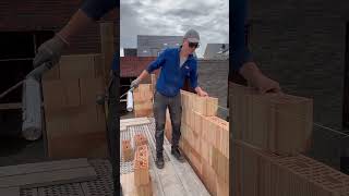 Speed ​​and Precision: Mastering Ceramic Block Masonry\