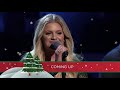 kelly clarkson run run rudolph cma country christmas 2016 2k