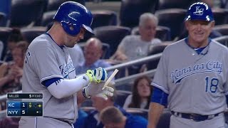 KC@NYY: Moustakas gets shard of bat stuck to glove